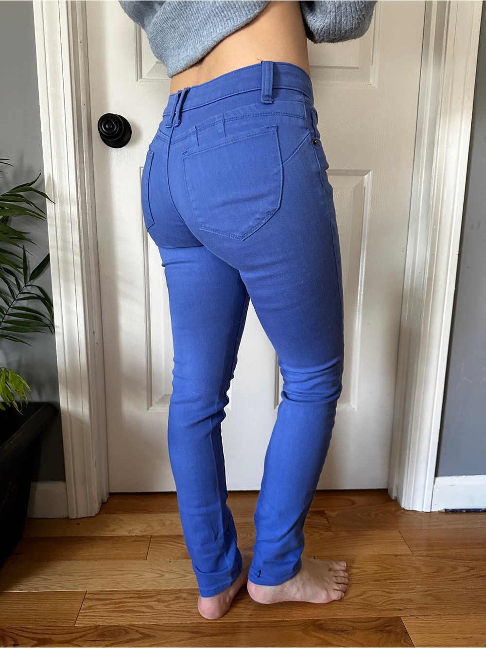 Hybrid & Company stretch cobalt blue jeans